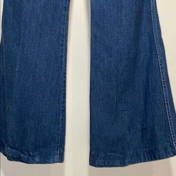 Vintage High-Rise Blue bell bottoms Jeans - Picture 8 of 10